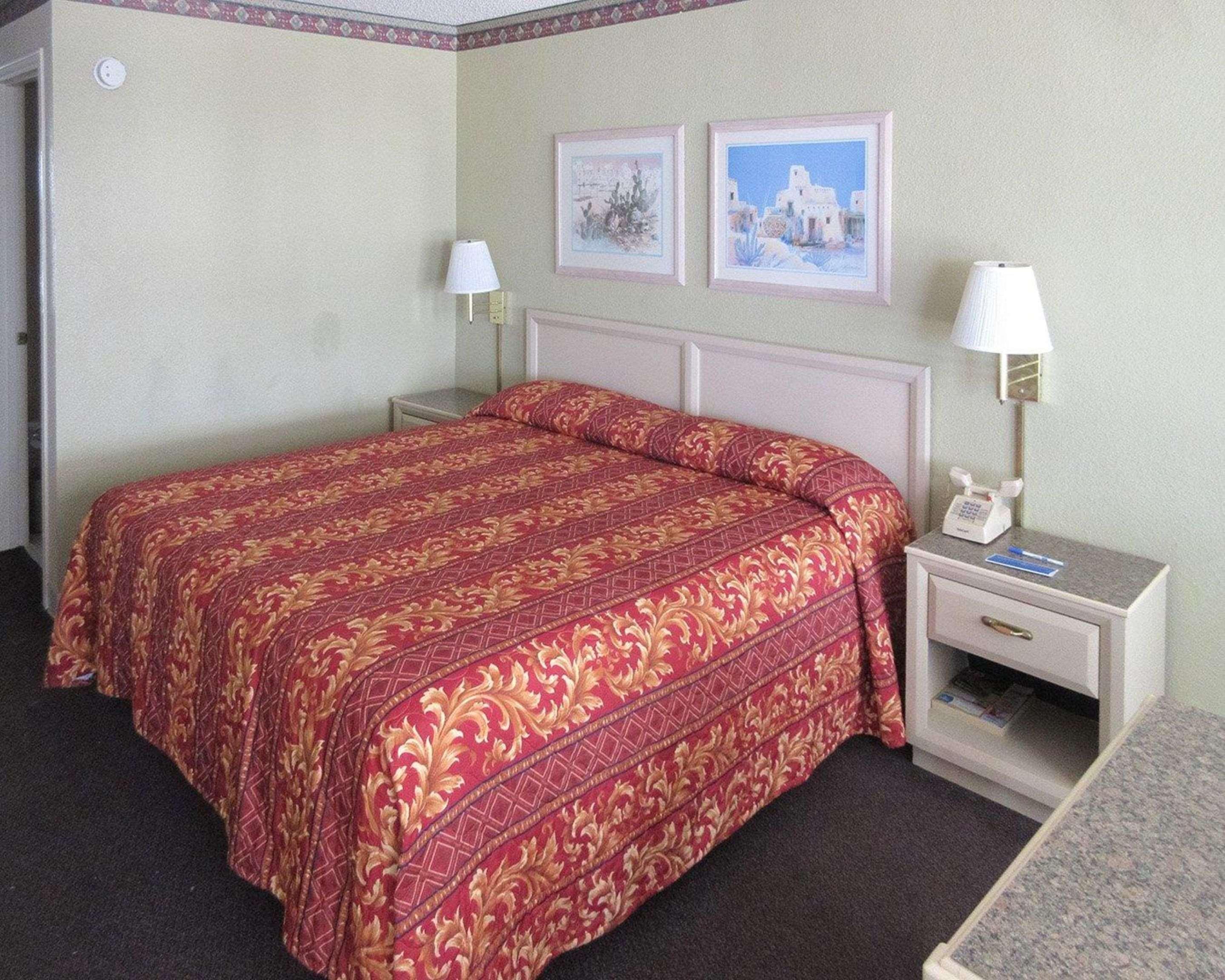 Rodeway Mini-hôtel 2*